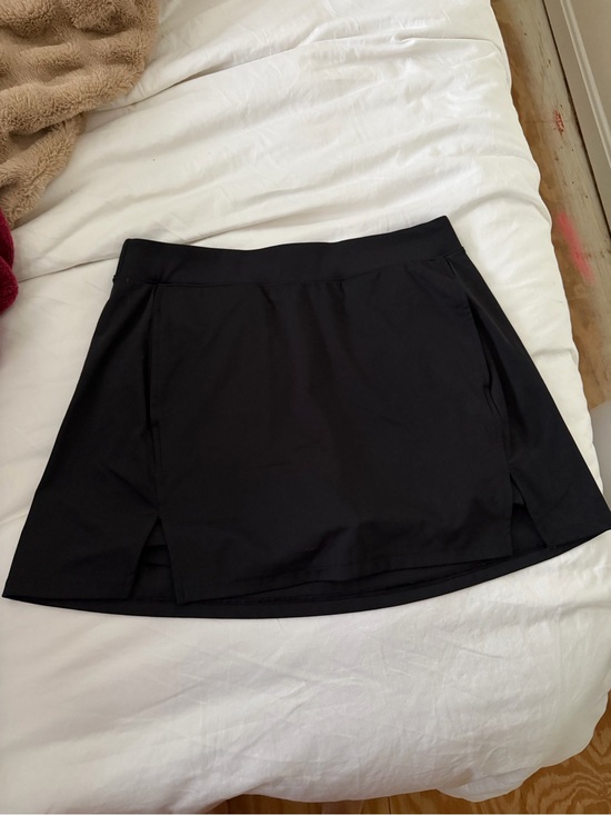 all in motion Dresses & Skirts - Tennis Skort - All in Motion - Medium - Built in shorts - Black
